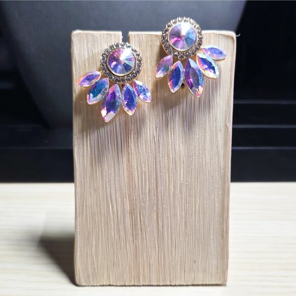 Boutique New Aurora Borealis cluster rhinestone earrings - Picture 2 of 6